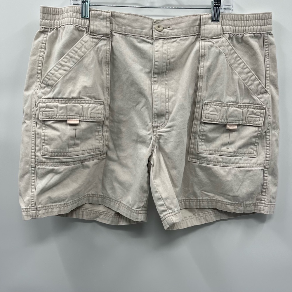Men's St. John’s Bay Tan Cargo Shorts